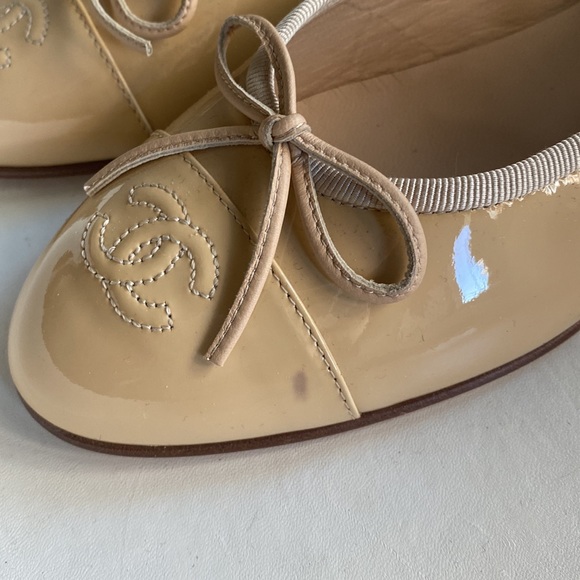 Chanel Nude Patent Leather Ballet flats - Picture 6 of 15